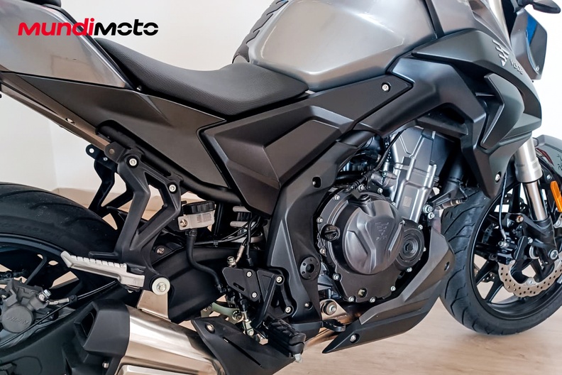 Motorbike image 3