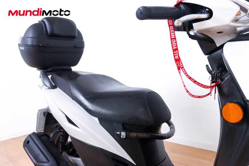 Motorbike image 13