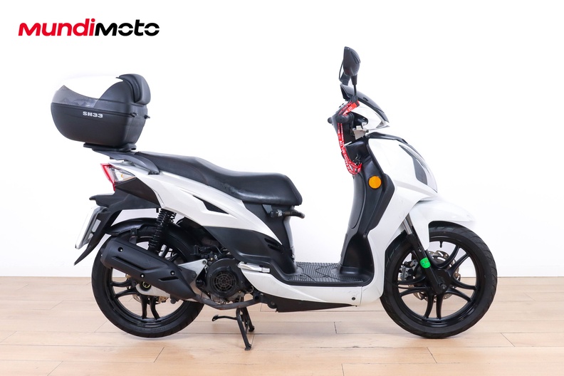Motorbike image 0