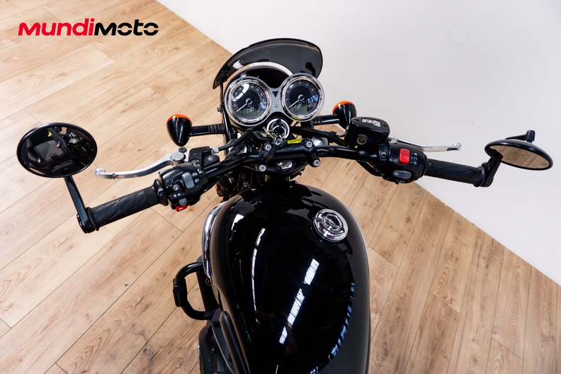 Motorbike image 10