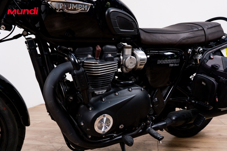 Motorbike image 9