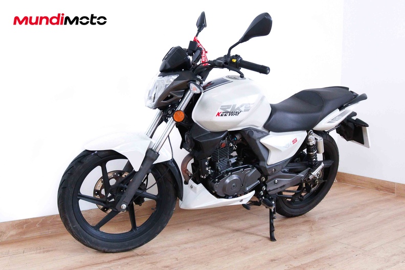 Motorbike image 7