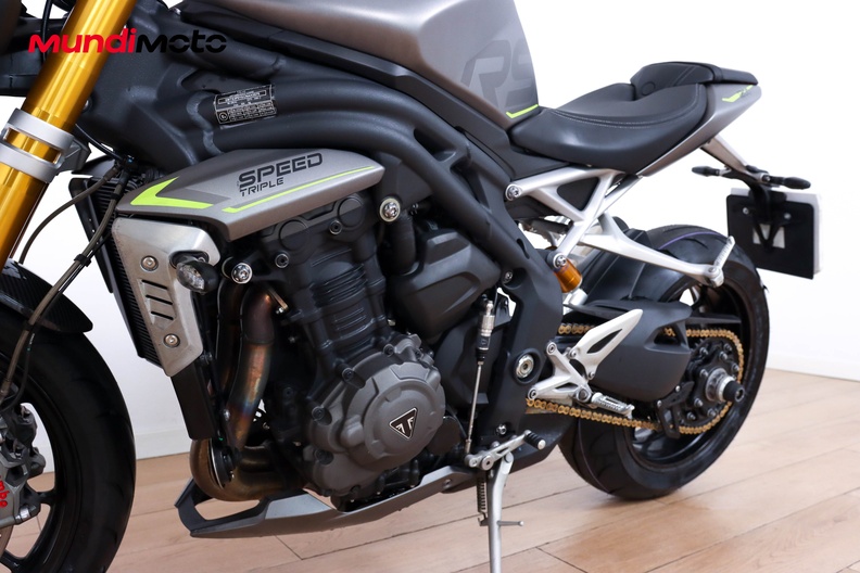 Motorbike image 8
