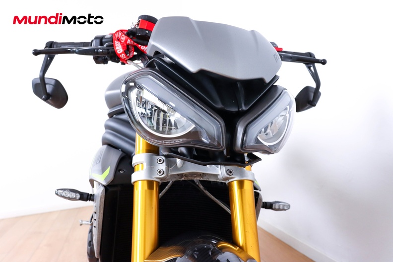 Motorbike image 4