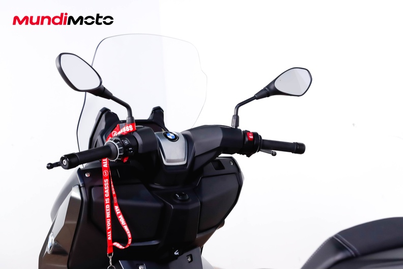 Motorbike image 10