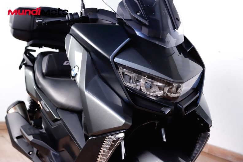 Motorbike image 4