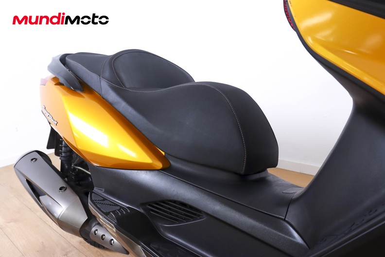 Motorbike image 13