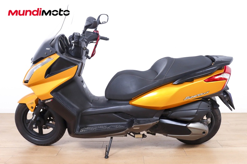 Motorbike image 5