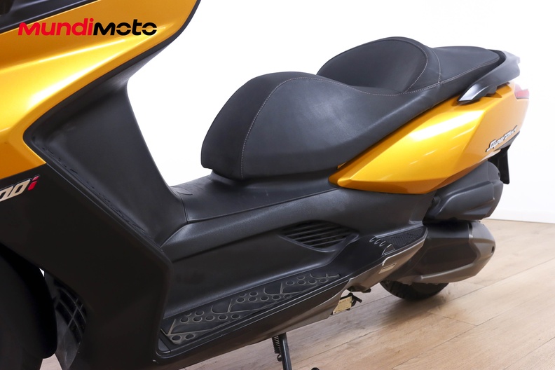 Motorbike image 8