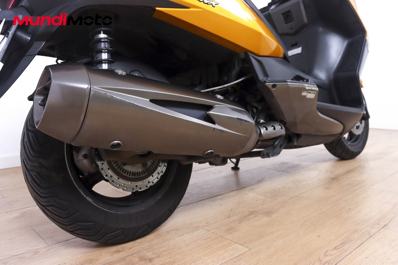 Motorbike image 3