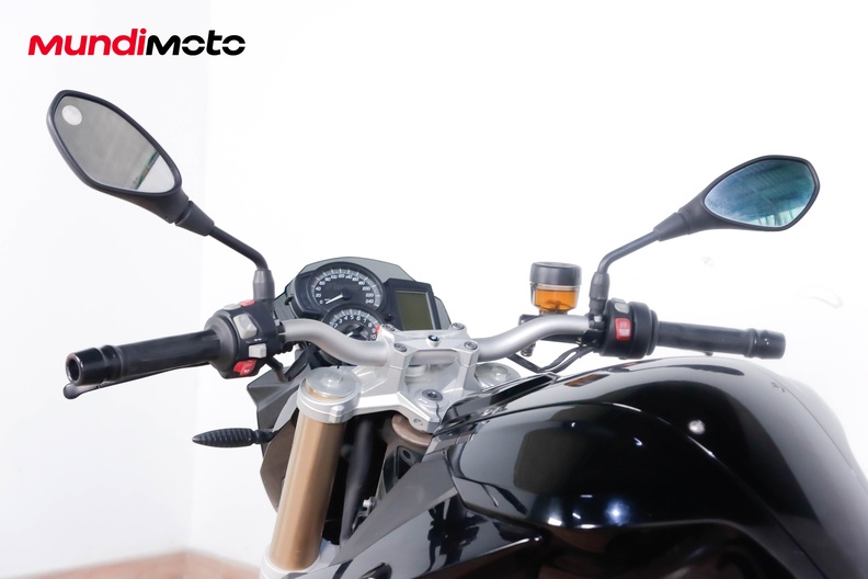 Motorbike image 10