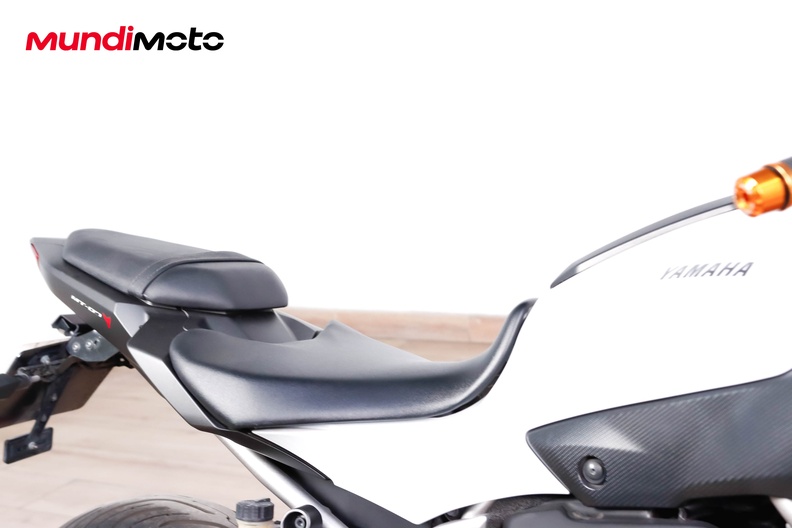 Motorbike image 13
