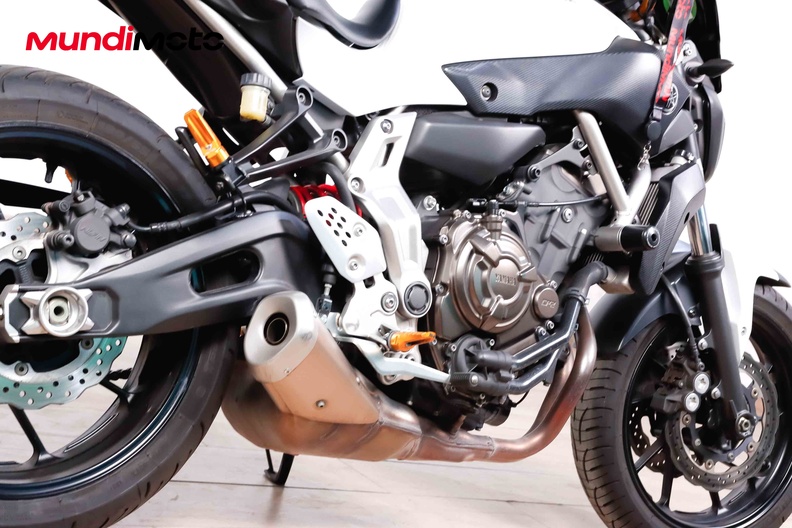 Motorbike image 3