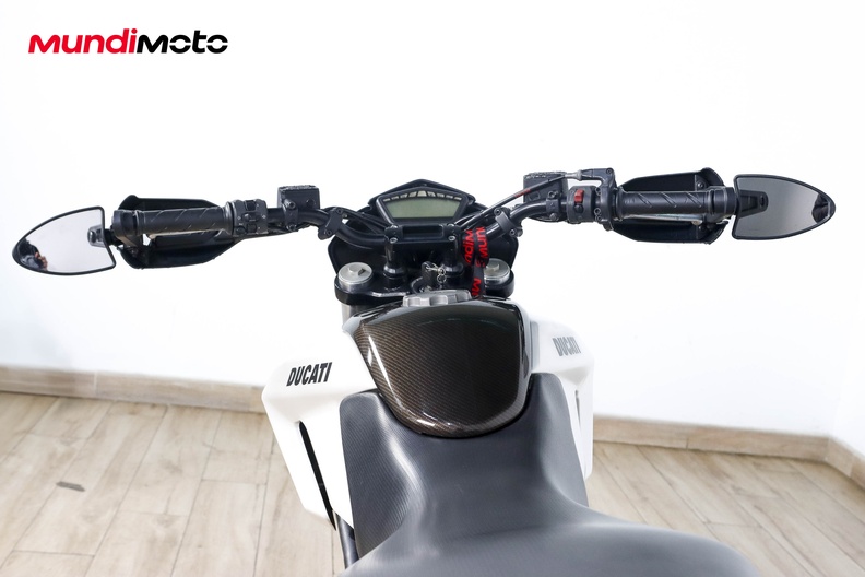 Motorbike image 10