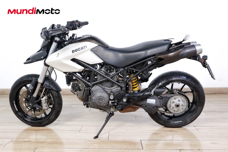 Motorbike image 5