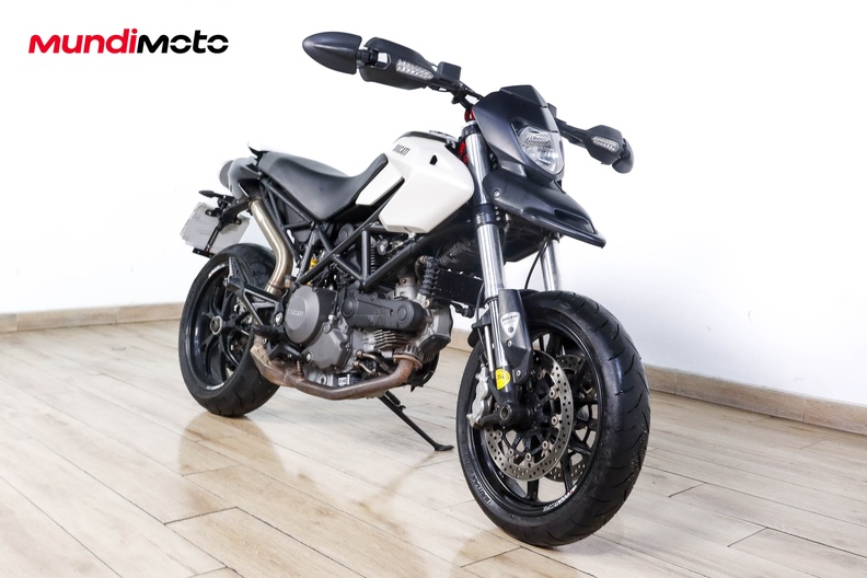 Motorbike image 1