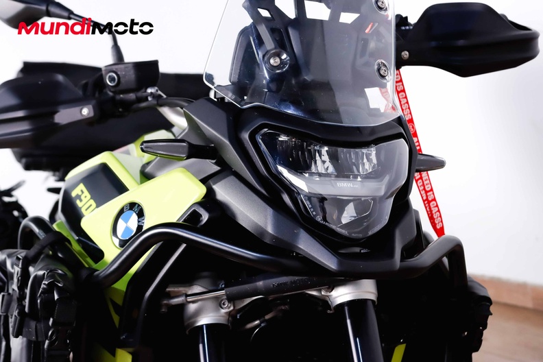 Motorbike image 4