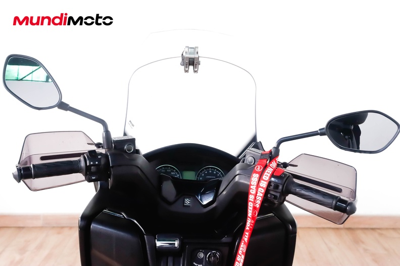 Motorbike image 10