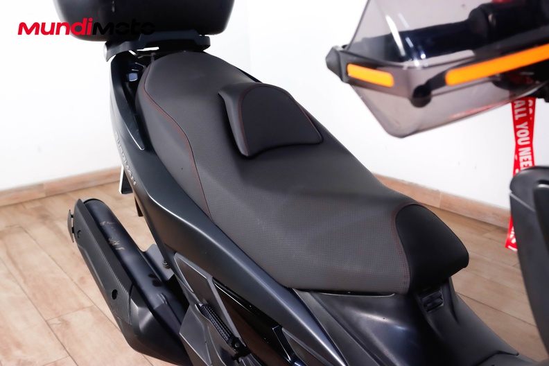 Motorbike image 12