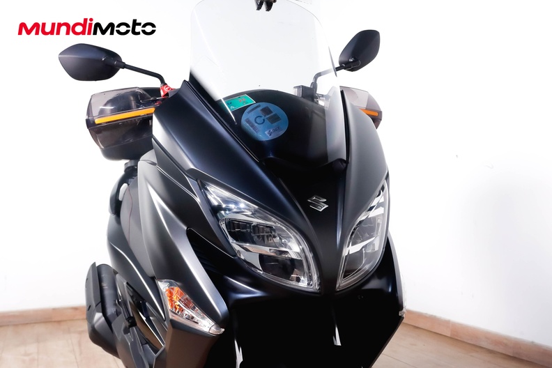 Motorbike image 4