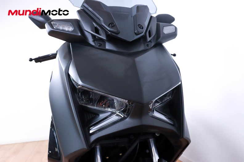 Motorbike image 4