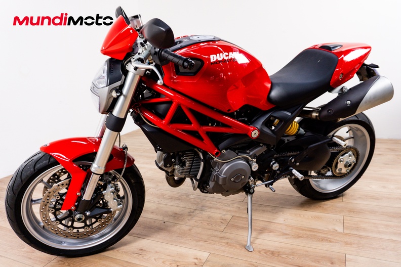 Motorbike image 6