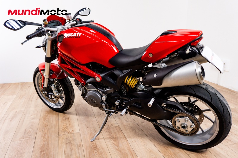 Motorbike image 7