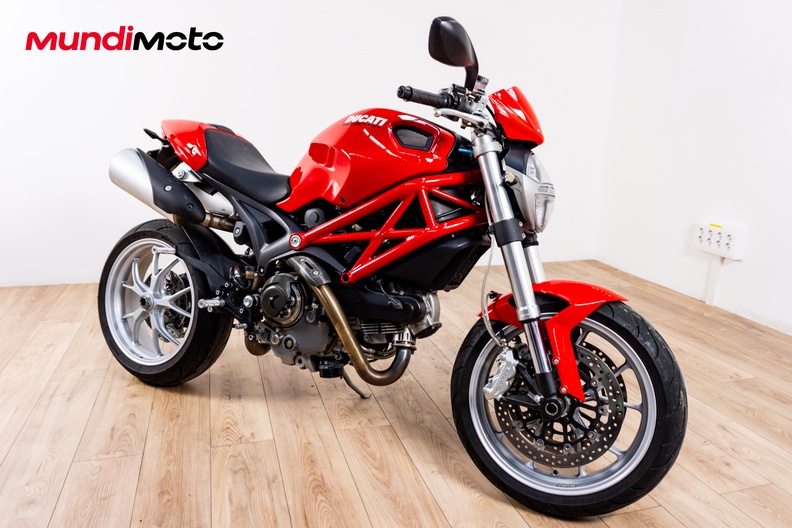 Motorbike image 1