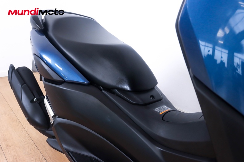 Motorbike image 12