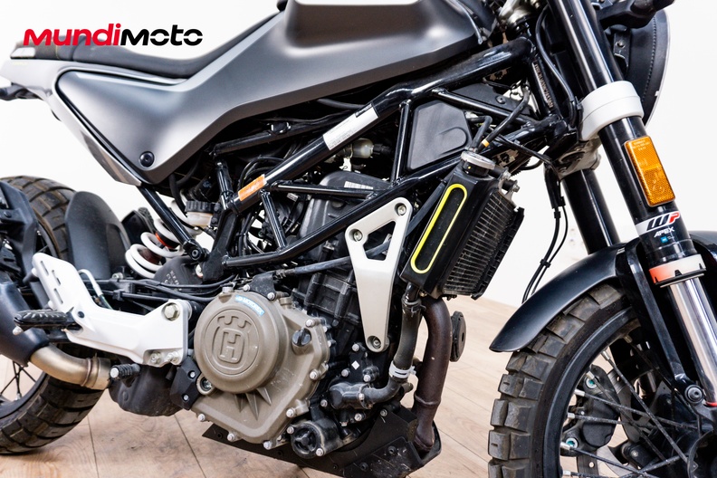 Motorbike image 4