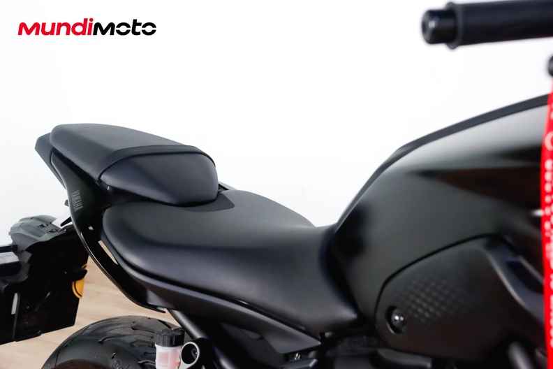 Motorbike image 13