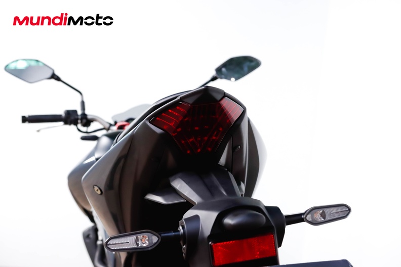Motorbike image 9