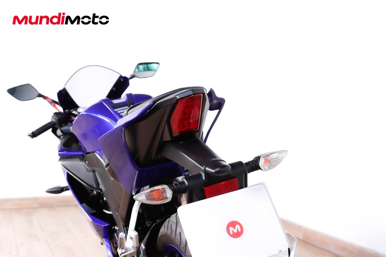 Motorbike image 9