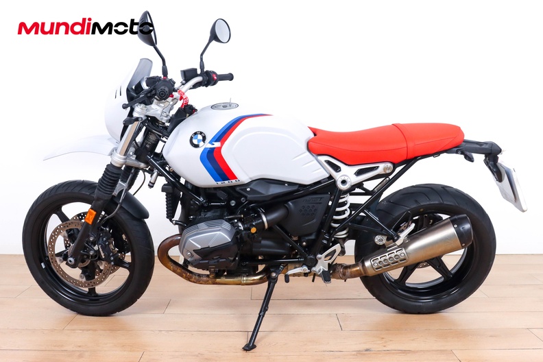 Motorbike image 5