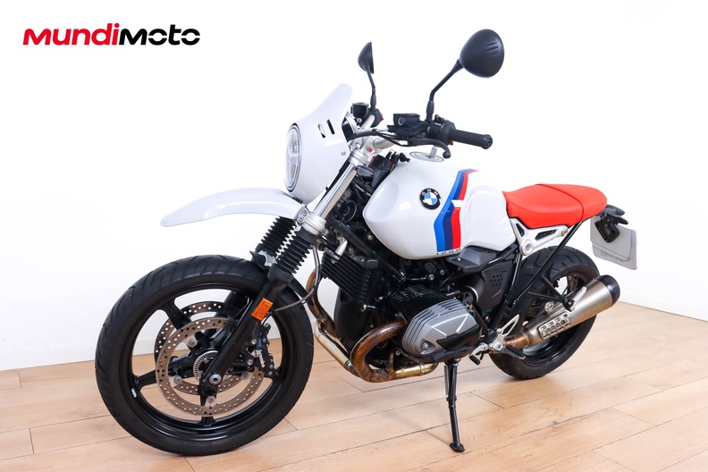 Motorbike image 7