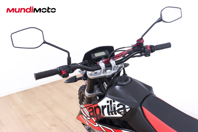 Motorbike image 10