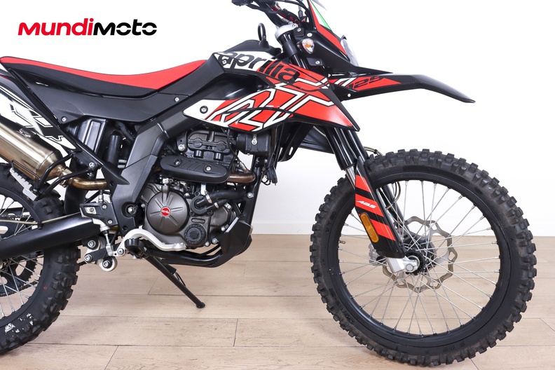 Motorbike image 13
