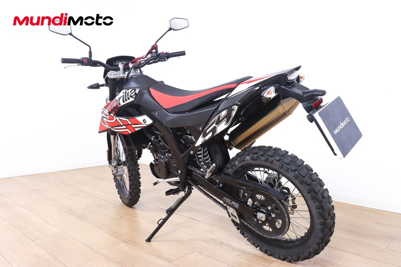 Motorbike image 6