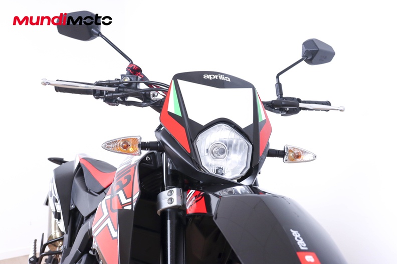 Motorbike image 4