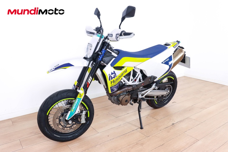 Motorbike image 7