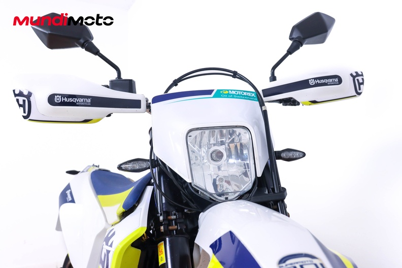 Motorbike image 4