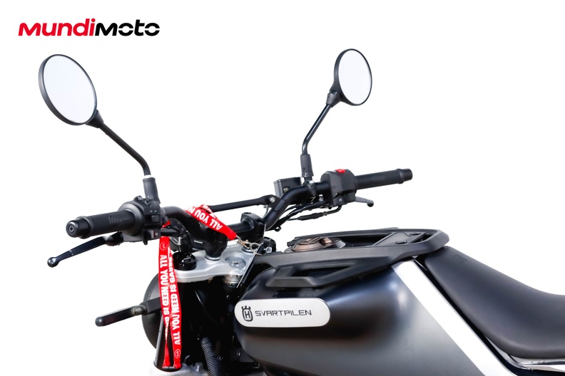 Motorbike image 10