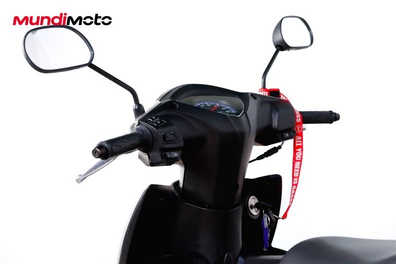 Motorbike image 10