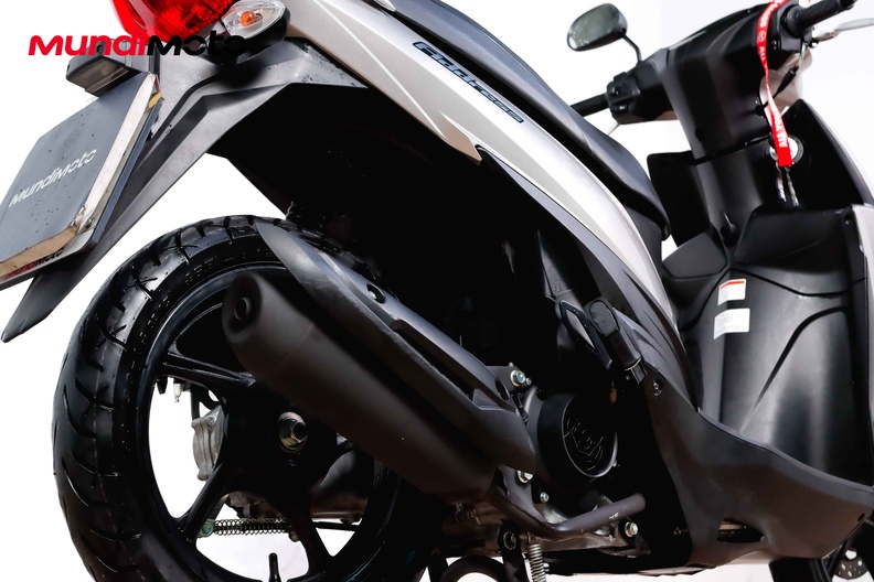 Motorbike image 3