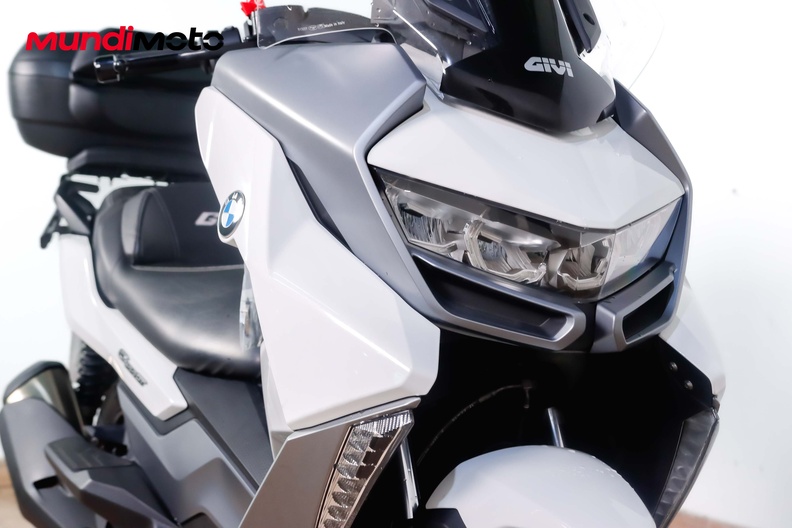 Motorbike image 4