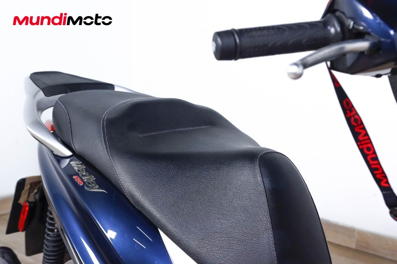 Motorbike image 12