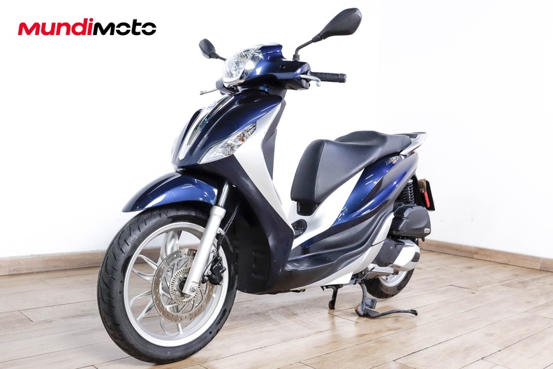 Motorbike image 7