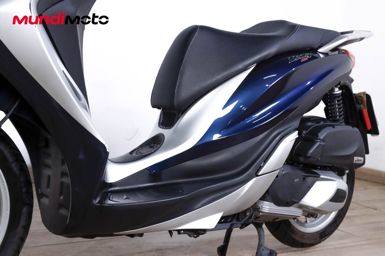Motorbike image 8