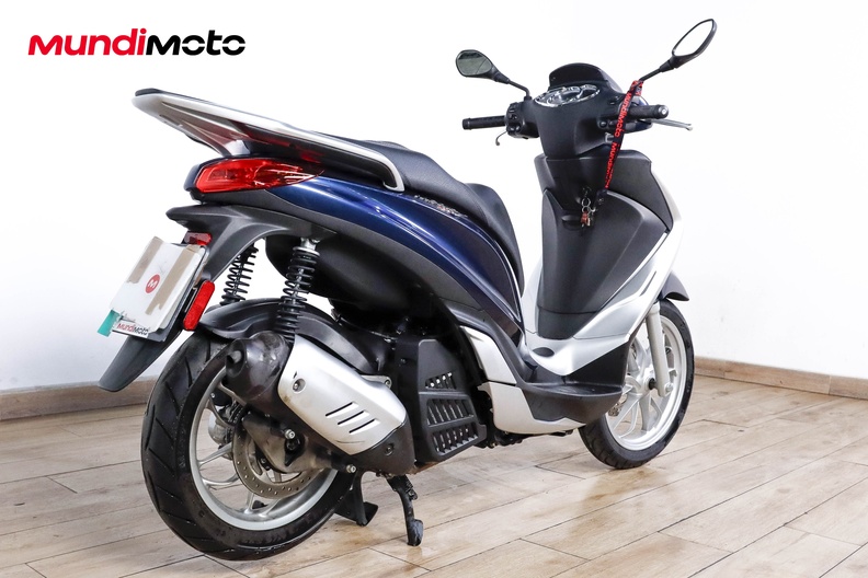 Motorbike image 2