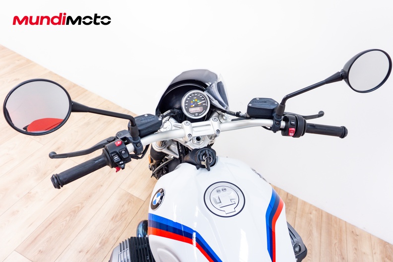 Motorbike image 10